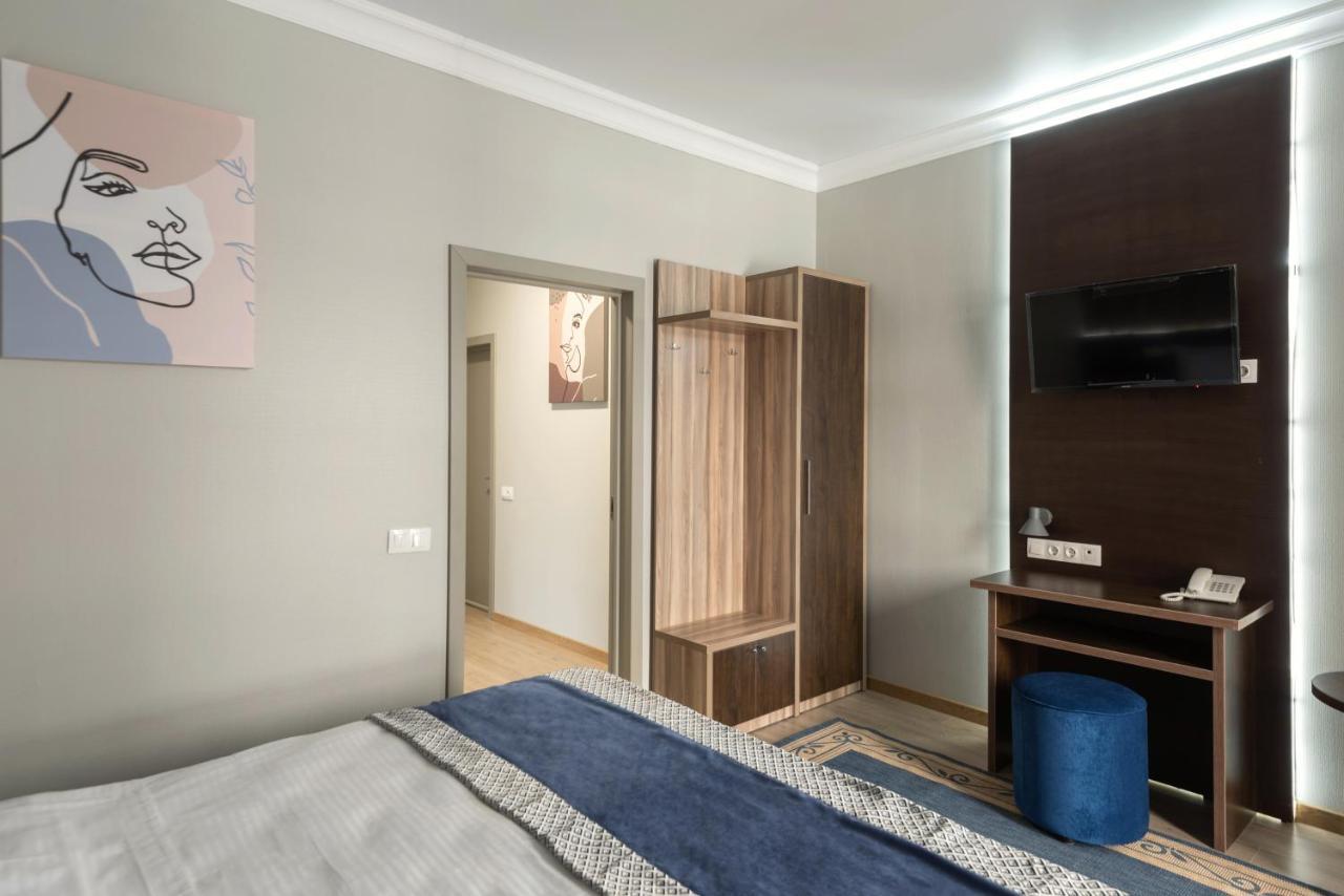 Ncityhotel Astana Bagian luar foto